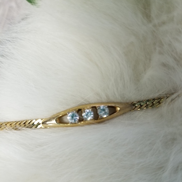 Beautiful Vintage Bracelet - Picture 9 of 10